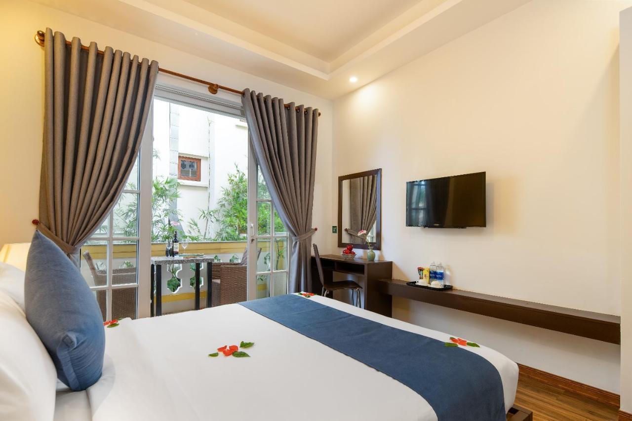 Khách sạn Biệt thự TRIPLE Riverside Hội An Hotel Ngoại thất bức ảnh